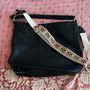 Stylish Black Women's Bag with Patterned Strap
